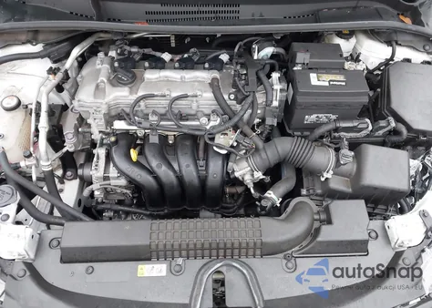 2021 Toyota Corolla Le z USA, uszkodzony, nr VIN 5YFEPMAE9MP270195